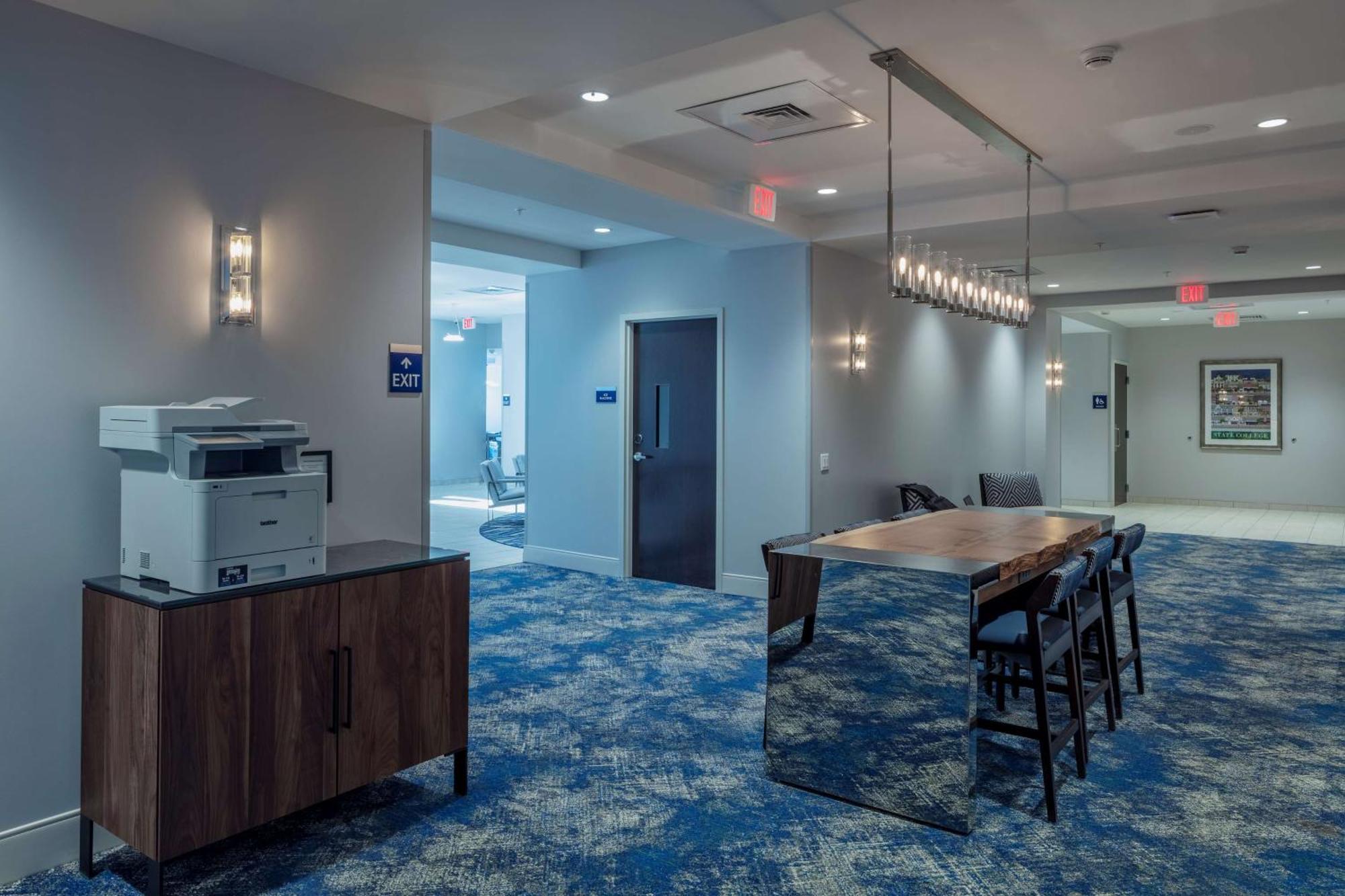 Hotel Scholar State College, Tapestry Collection By Hilton Exteriér fotografie