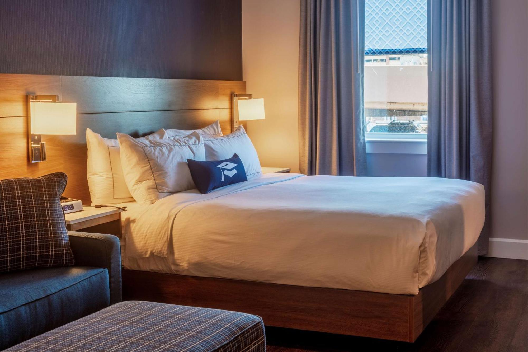 Hotel Scholar State College, Tapestry Collection By Hilton Exteriér fotografie